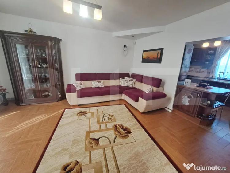 Casă cu 6 camere cu Teren 330 Mp în Central