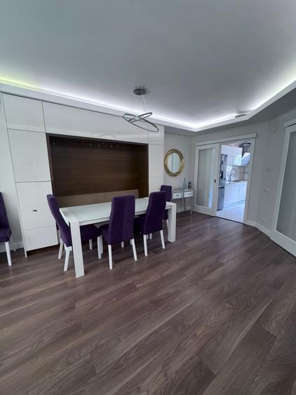 Duplex cu 5 camere cu Canalizare în Bună Ziua