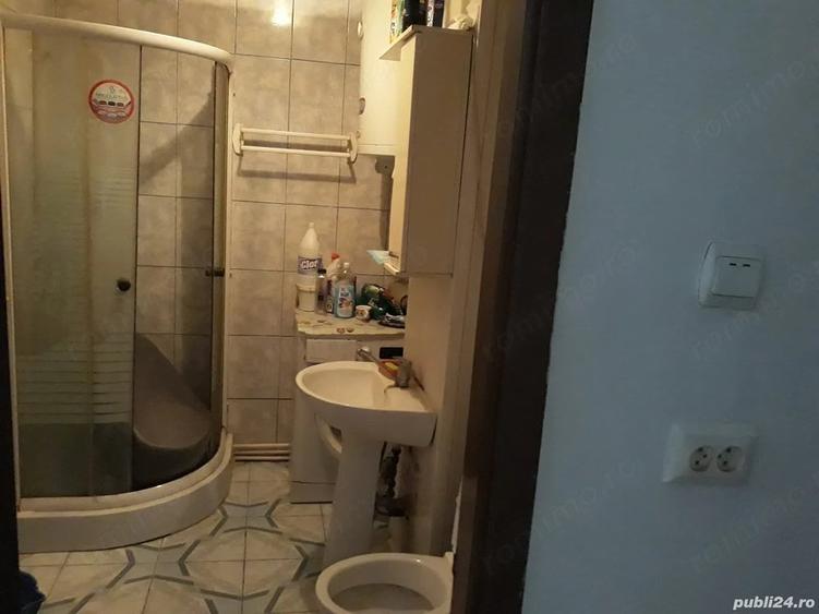 Garsonieră decomandată în Central