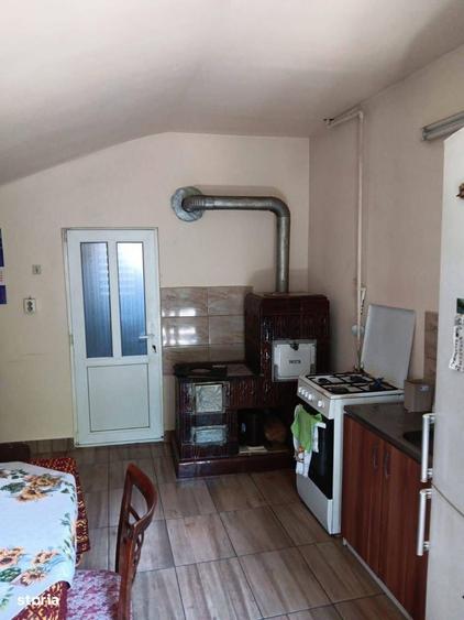 Casă cu 3 camere cu Teren 800 Mp în Nazna