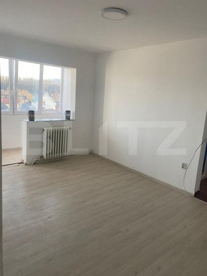 Apartament 3 camere, 63 mp, zona-Beclean - 2