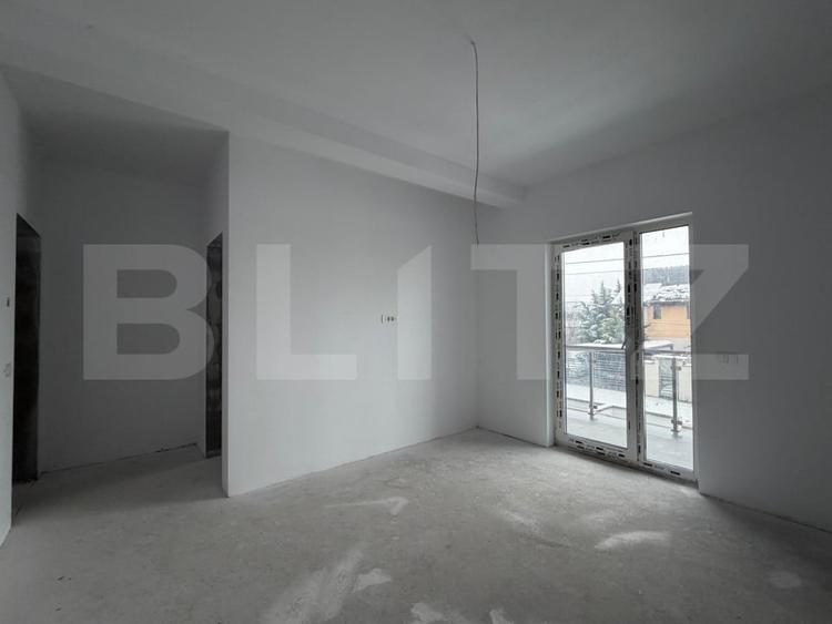 Duplex cu 5 camere cu Canalizare în Dumbrăvița