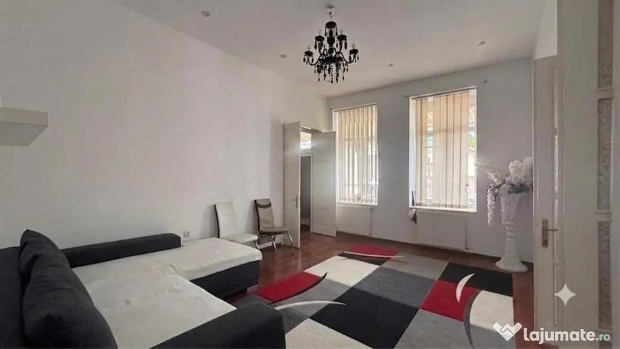 Apartament cu 2 camere semidecomandat în Central