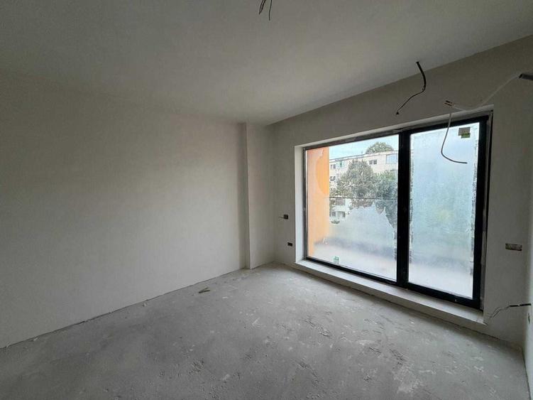 Apartament cu 2 camere decomandat în Faleza Nord
