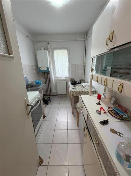 Apartament cu 2 camere nedecomandat în Podu Roș