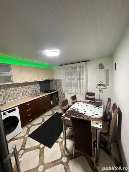 Casă cu 5 camere cu Teren 670 Mp în Săpoca