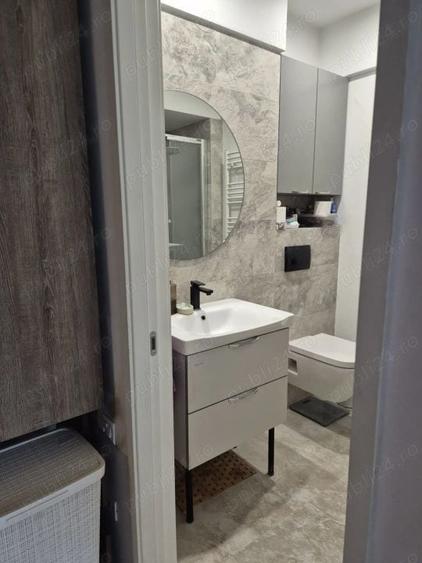 Apartament cu 2 camere decomandat, mobilat în Văcăresti