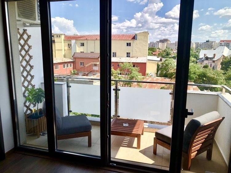 Apartament cu 2 camere decomandat, mobilat în Unirii