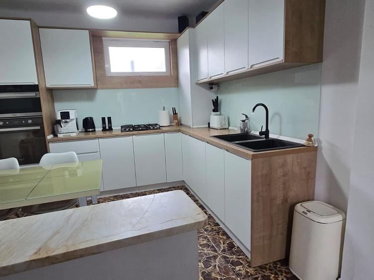 Casă Renovată cu Grădină | 227 mp | 3 Terase | 3 Dormitoare | Milcov - 44