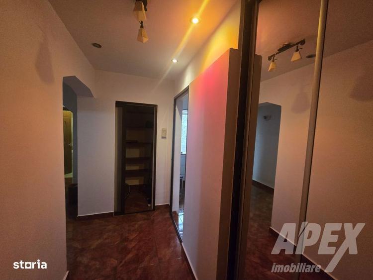 Apartament cu 3 camere decomandat, mobilat în Drumul Taberei