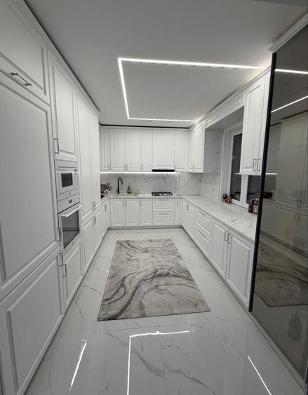 Apartament cu 4 camere în Central