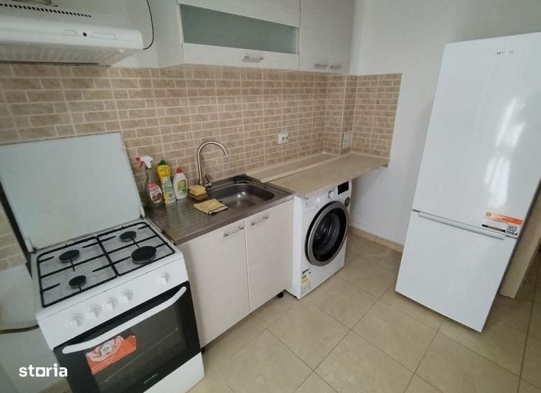 Garsonieră decomandată în Cug