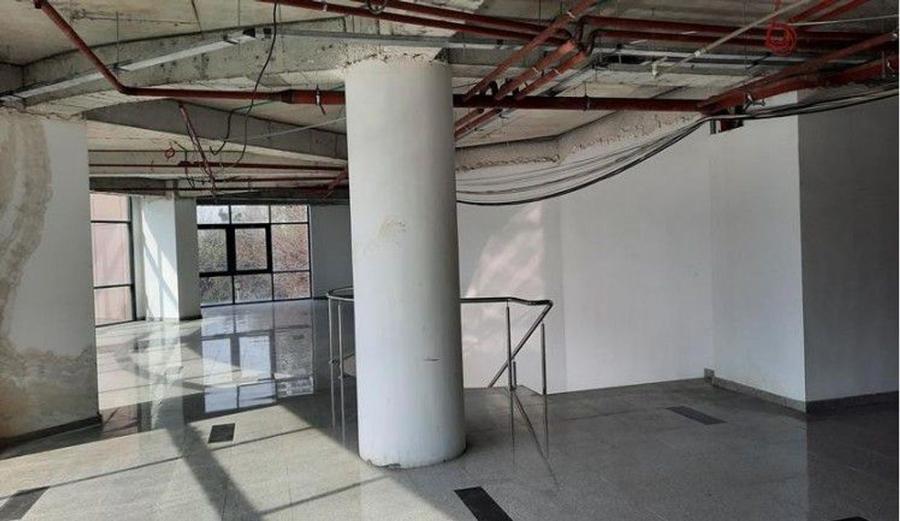 Spațiu comercial, de 720 mp, în Dristor