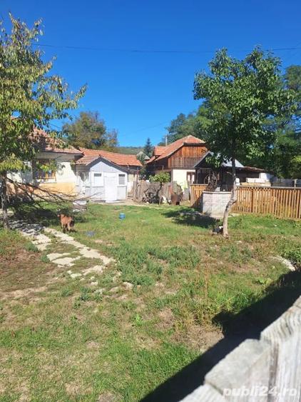 Casă cu 5 camere în Bogdănești