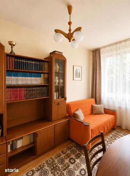 Apartament cu 3 camere semidecomandat în Central