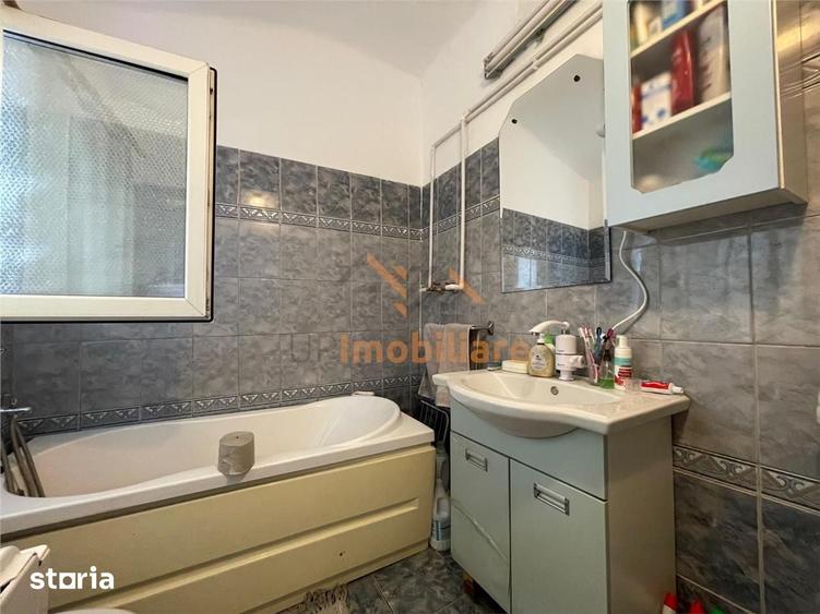 Casă cu 4 camere cu Teren 1439 Mp în Iorga