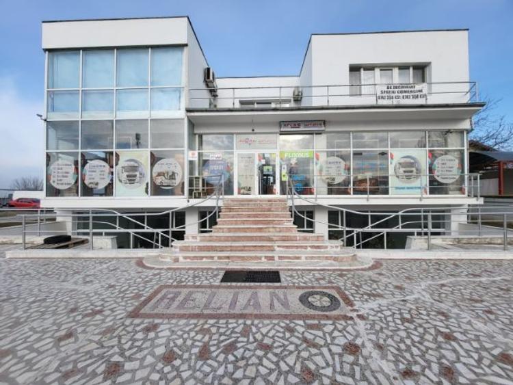 Spațiu comercial, de 237 mp, în Alexandriei