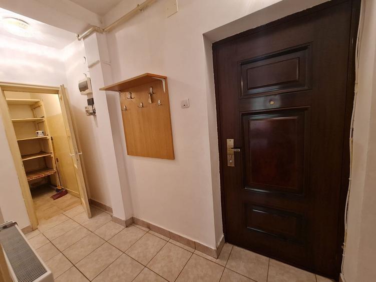 Apartament cu 2 camere decomandat, mobilat în Barbu Văcărescu