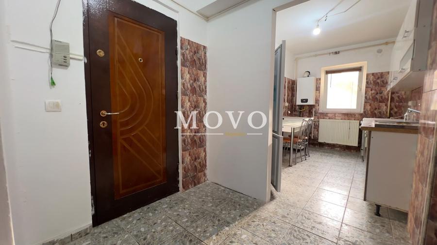 Apartament cu 3 camere decomandat, mobilat în Lipovei