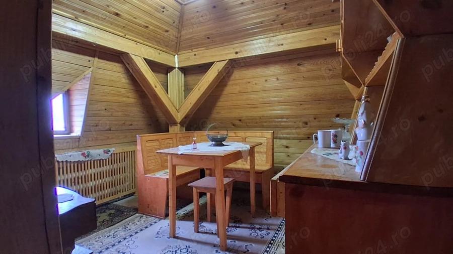 Casă cu 6 camere cu Teren 740 Mp în Mehala