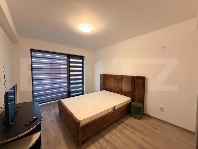Apartament cu 2 camere decomandat, mobilat în Central