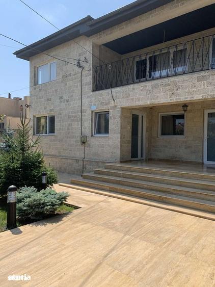 Casă cu 10 camere cu Teren 600 Mp în Eforie