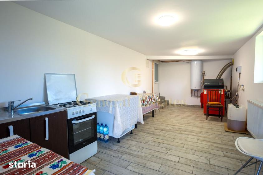 Casă cu 4 camere cu Teren 4160 Mp în Moieciu