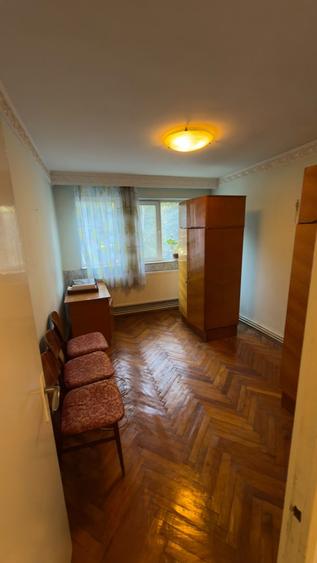 Apartament cu 2 camere decomandat în Abator