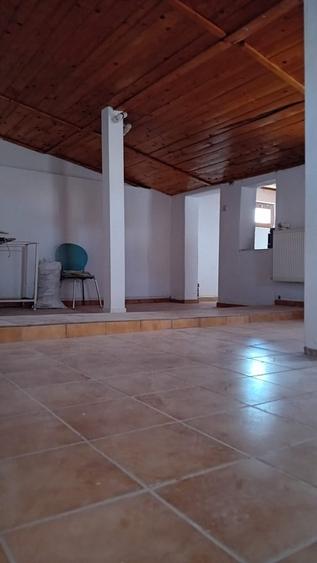 Casă cu 2 camere cu Teren 103 Mp în Iancului
