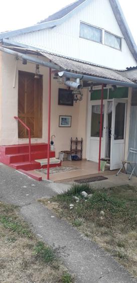 Casă cu 3 camere în Zăbrani
