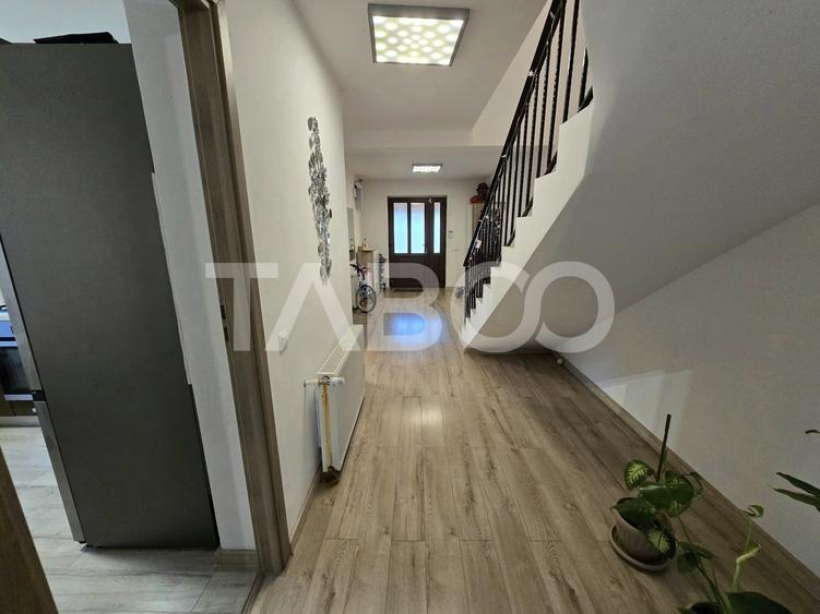 Duplex cu 5 camere cu Canalizare în Arhitecților - Calea Cisnădiei