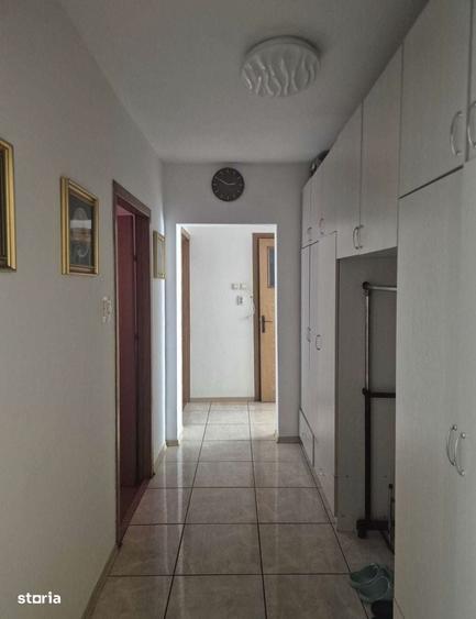 Apartament cu 3 camere decomandat în Doamna Ghica
