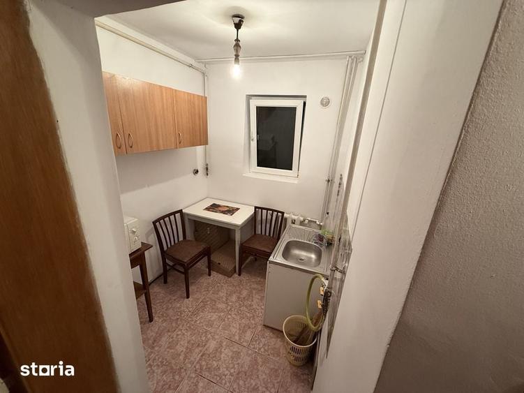 Apartament cu 2 camere semidecomandat în Tomis III