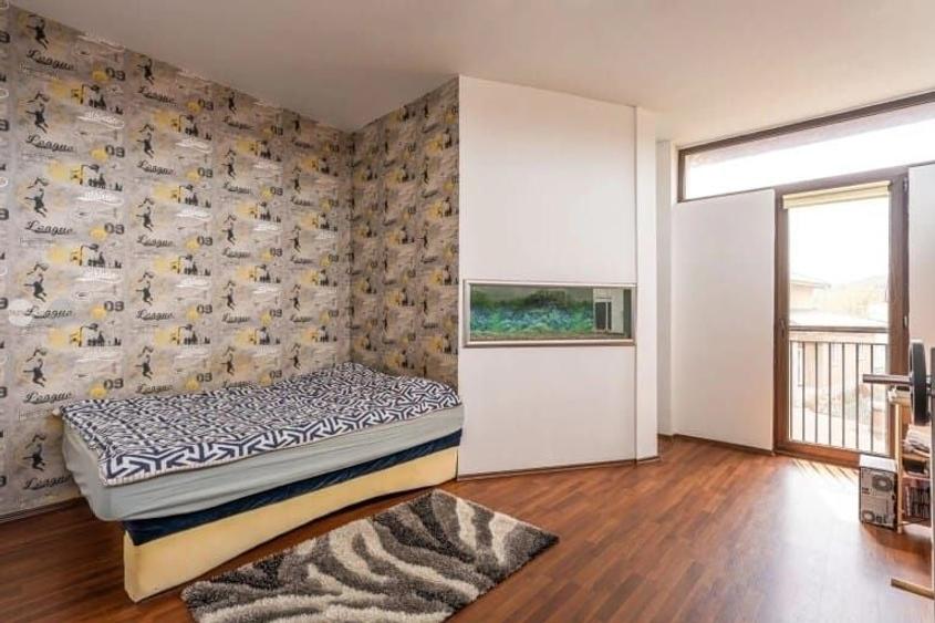 Casă cu 4 camere cu Teren 750 Mp în Sântana de Mureș