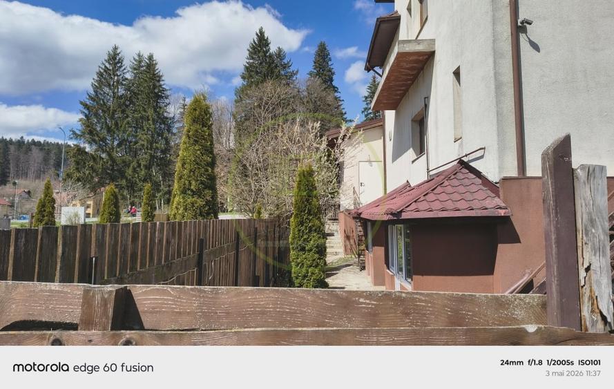 Spațiu comercial, de 510.94000244141 mp, în Predeal