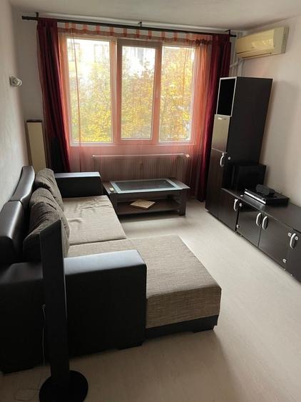 Apartament cu 2 camere semidecomandat în Brâncoveanu