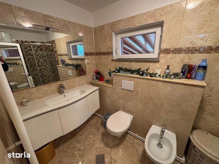 Casă cu 3 camere cu Teren 496 Mp în Tomești