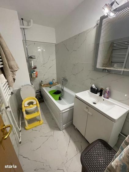 Apartament cu 3 camere decomandat în Ultracentral