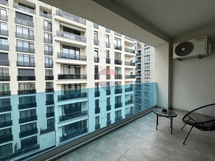 Apartament cu 2 camere semidecomandat, mobilat în Floreasca