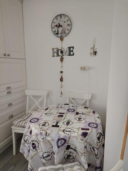 Apartament cu 3 camere decomandat, mobilat în Gara de Nord