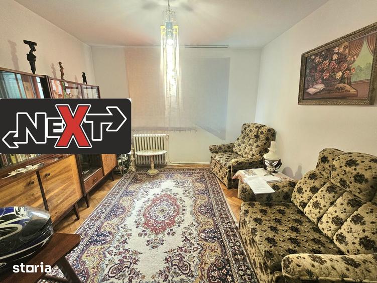 Apartament cu 3 camere decomandat în Dărmănești