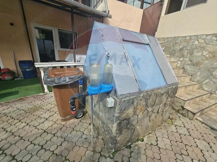 Casă cu 4 camere cu Teren 1371 Mp în Crivina
