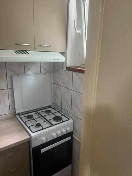 PROPRiETAR ofer spre INCHiRiERE GARSONiERA PE CALEA RAHOVA adiacent SEBASTiAN utilata/mobilata/renovata Chirie de la 765LEi/lunaCONTRACT ANAF/NOTARiAT - 3