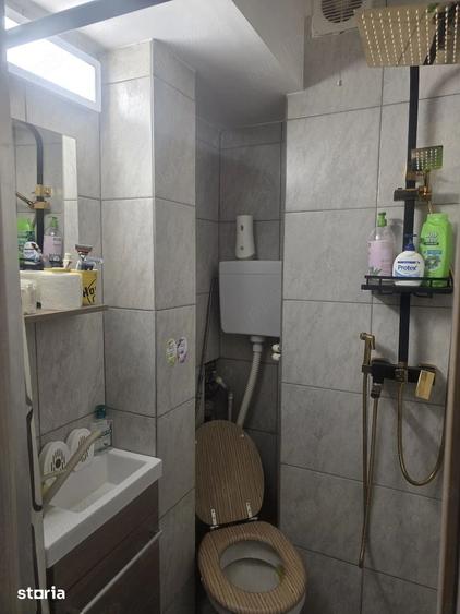 Apartament cu 2 camere semidecomandat în Pieptănari