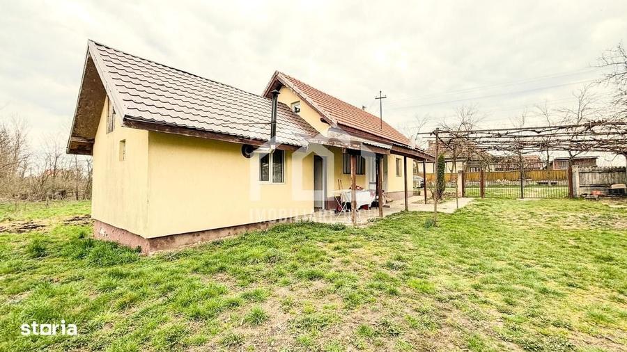 Casă cu 3 camere în Jucu