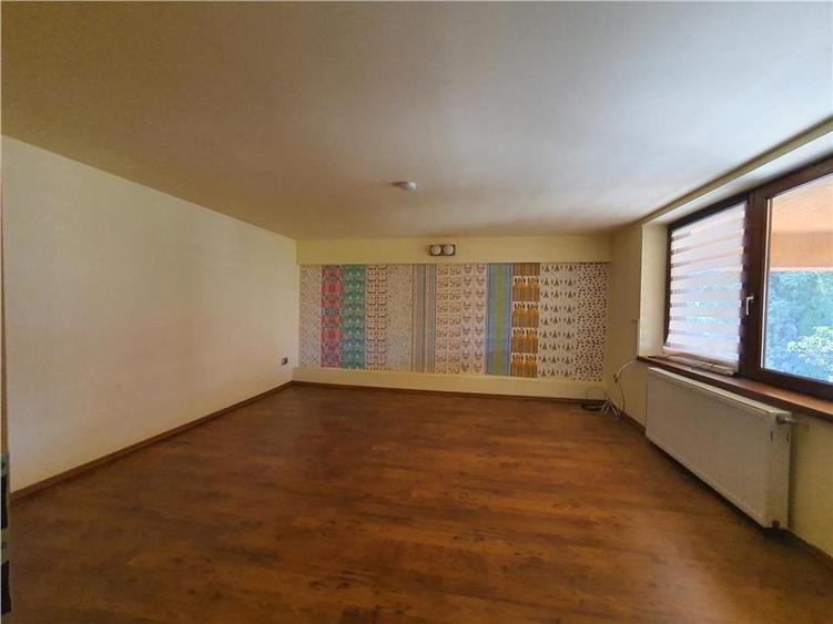 Vilă Spațioasă D+P+1 zona Terezian optima locuinta / sediu firma - 18