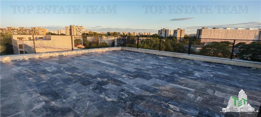 Penthouse cu 3 camere decomandat în Drumul Taberei