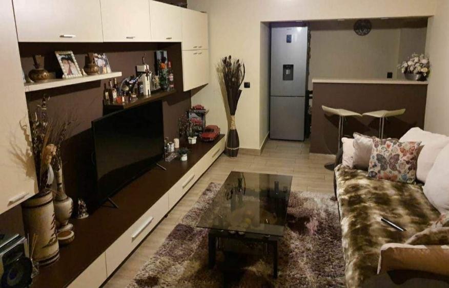 Apartament cu 2 camere în Dacia