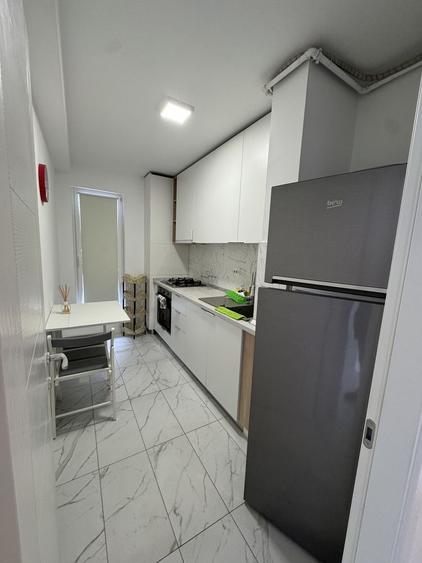 Apartament cu 2 camere decomandat în Tunari