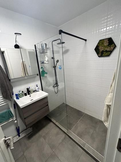 Garsonieră decomandată în Central